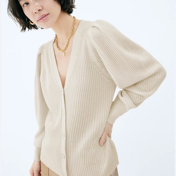Aritzia merino wool cardigan - Picture 1 of 3